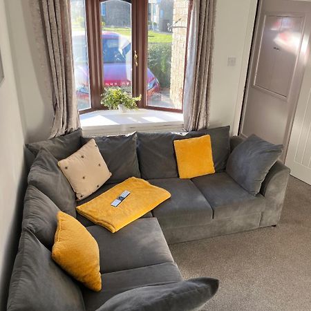 Newly Refurbished Beautiful Location 1 Bedroom Residential House Cramlington Exterior foto