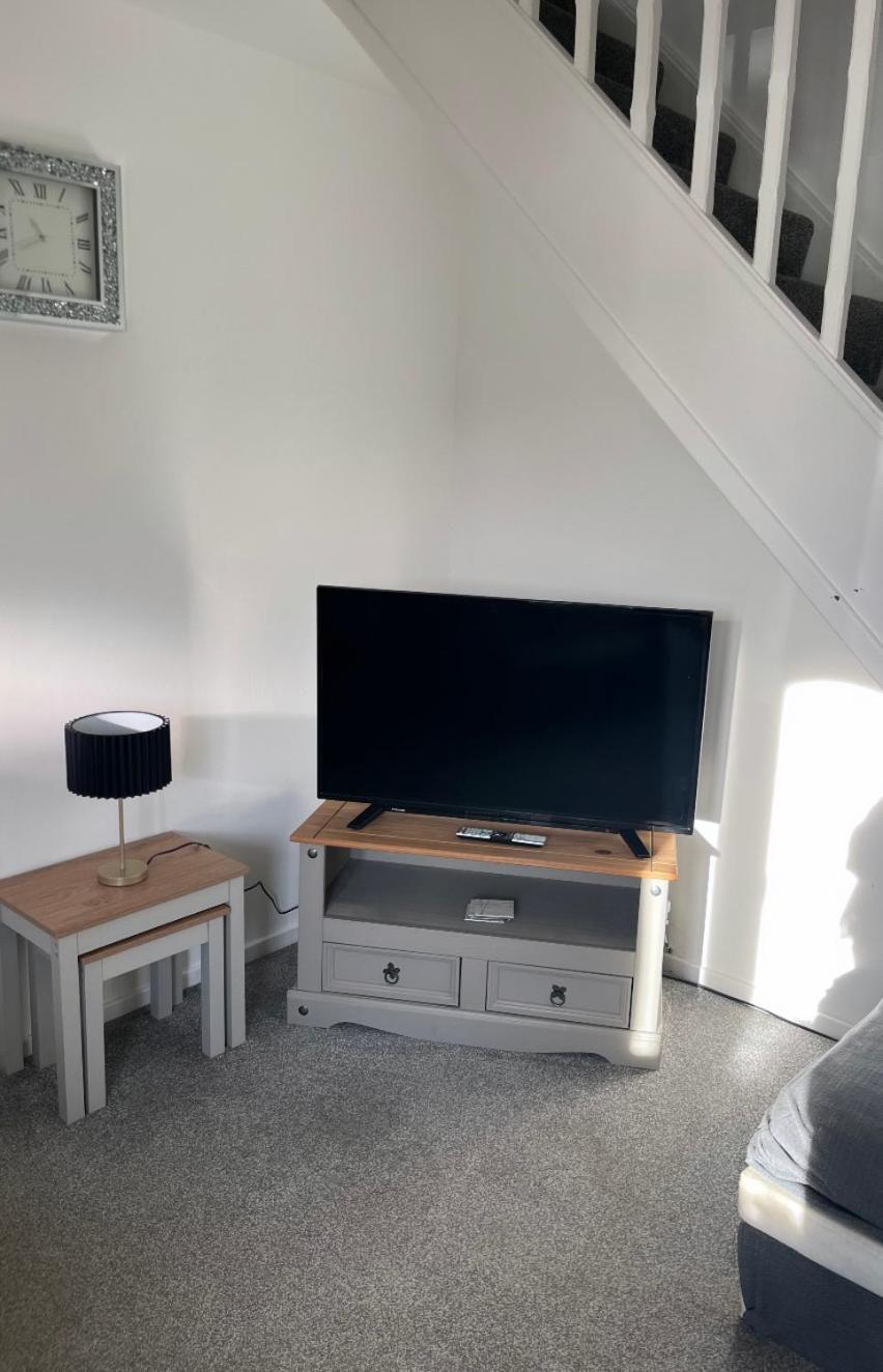 Newly Refurbished Beautiful Location 1 Bedroom Residential House Cramlington Exterior foto